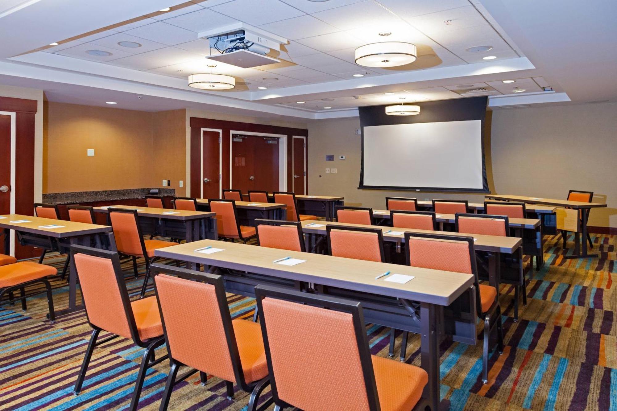 Fairfield Inn & Suites By Marriott Сомерсет Экстерьер фото